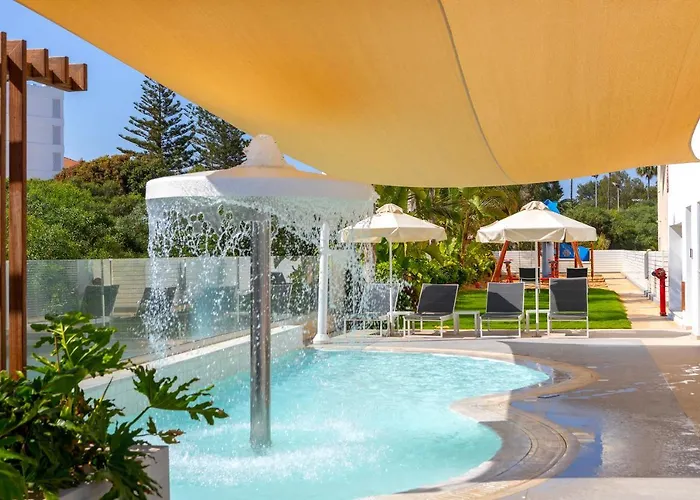 Nissiblu Beach Resort
